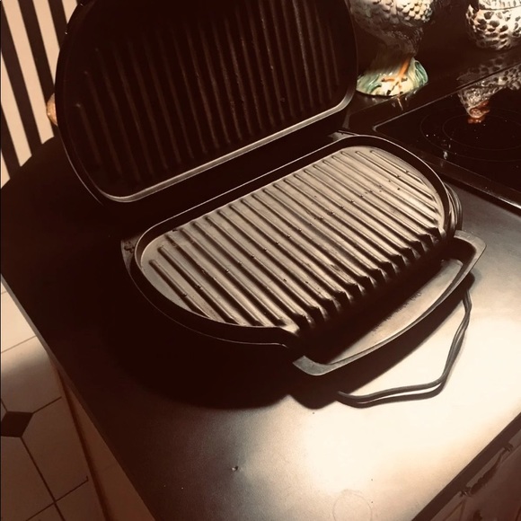 Like new Forman Grill - Picture 2 of 5